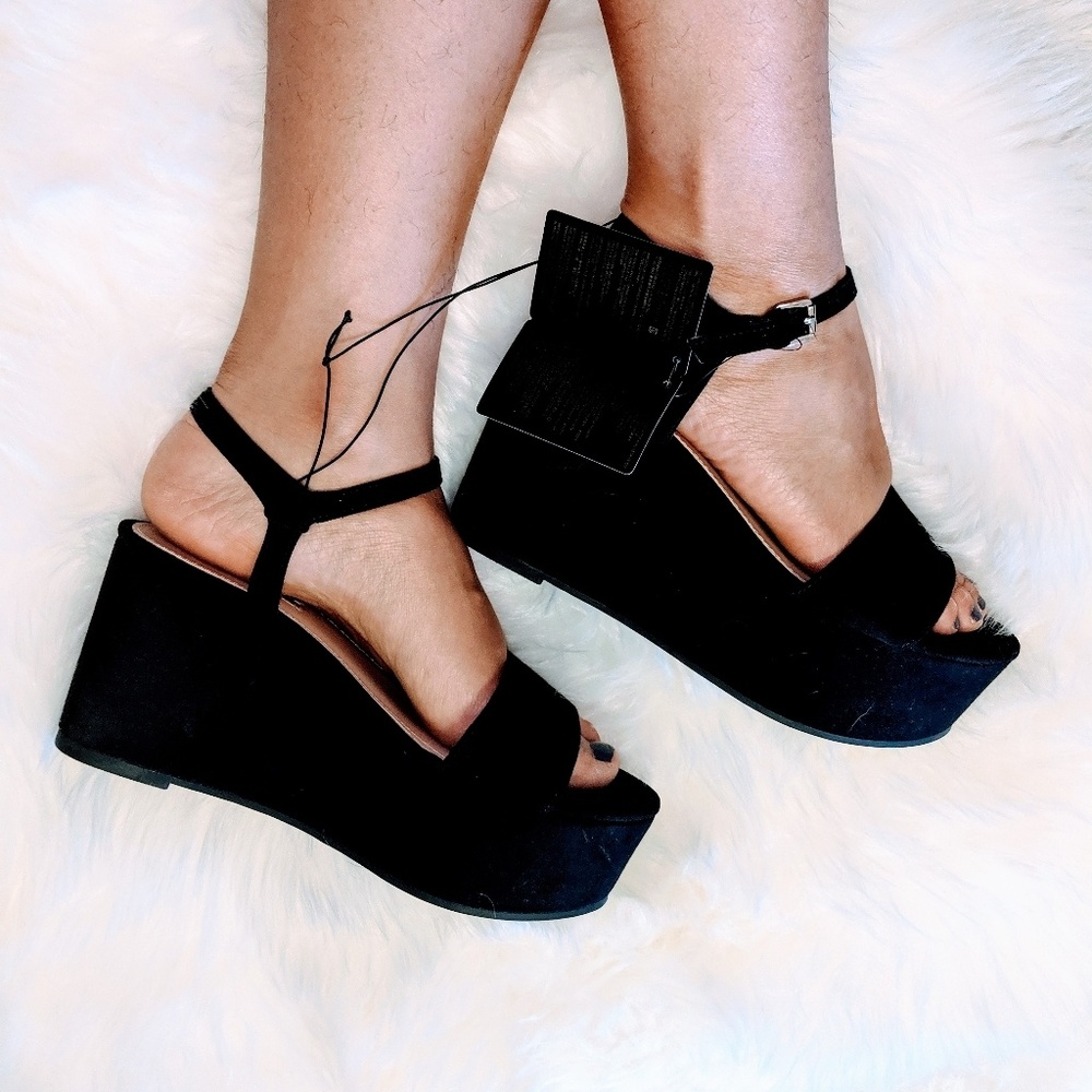 NWT Wedge Sandal